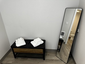 Two Bedroom King Suite (Captain's Quarters) Photo 12