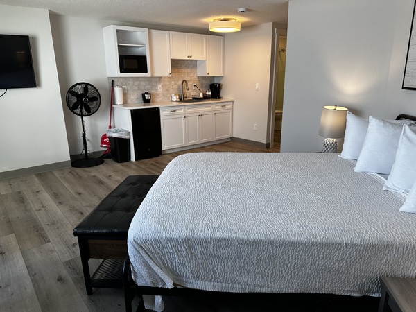 One Bedroom Double Queen Suite Photo 1